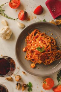 ガーリックトマトパスタ