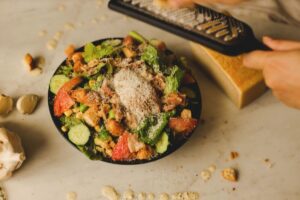 にんにくやのシーザーサラダ